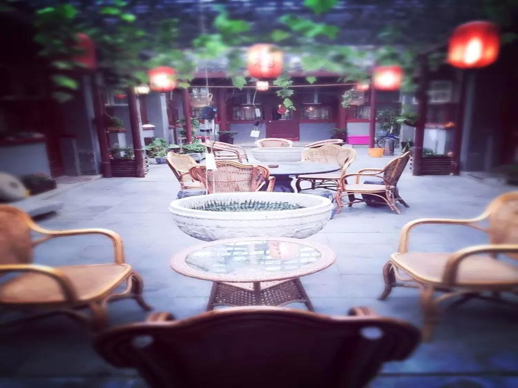 Three Legged Frog Hostel Peking Exteriör bild
